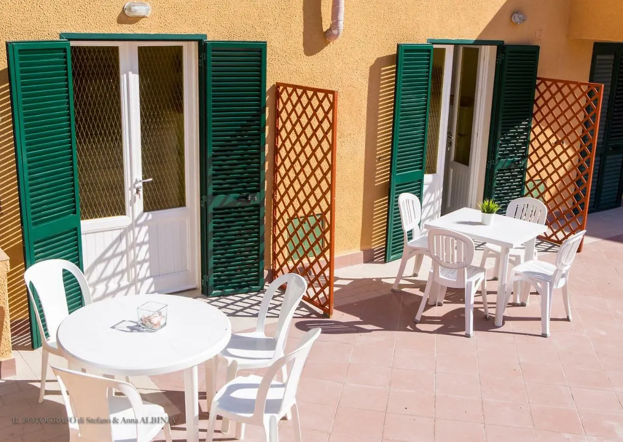 Apartment Saraceno Appartamenti Giglio Porto