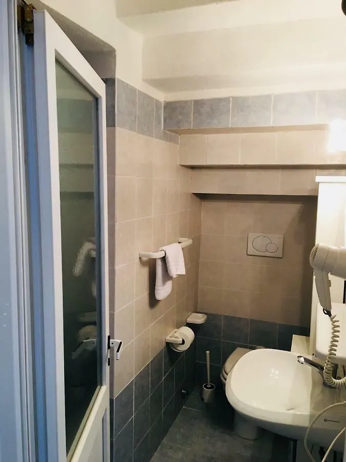 Apartment Saraceno Appartamenti Giglio Porto Italy