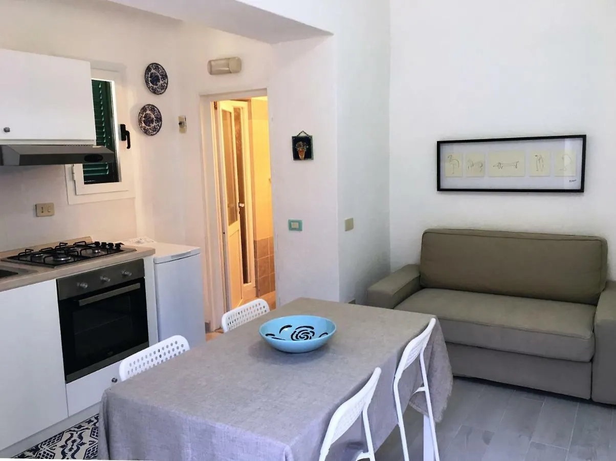 Apartment Saraceno Appartamenti Giglio Porto